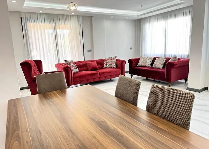 Triplex Villa With Pool In A Secure Site