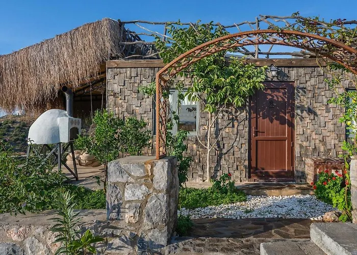 Teos Retreat Houses-Passiflora